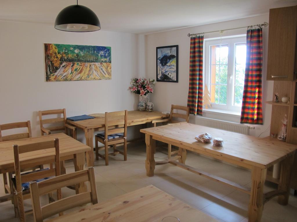 Koenig-In Hotel Hojsova Stráž Bagian luar foto