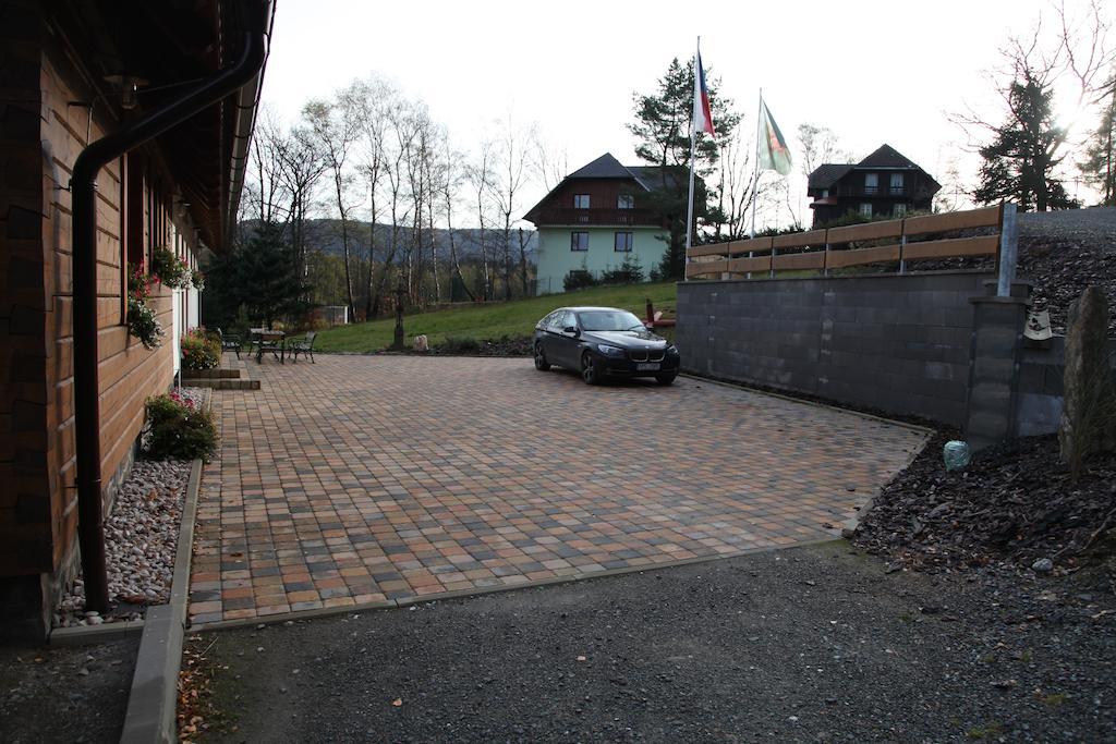 Koenig-In Hotel Hojsova Stráž Bagian luar foto