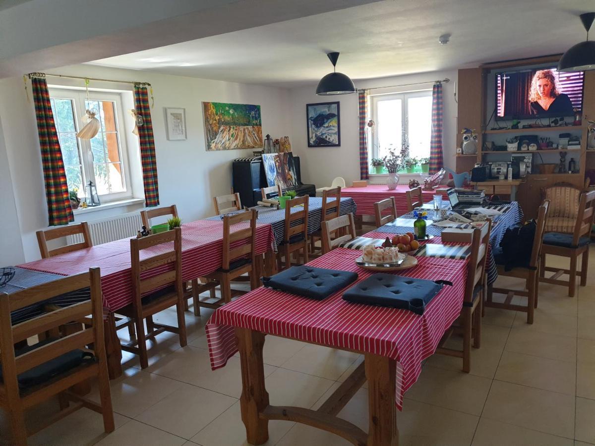 Koenig-In Hotel Hojsova Stráž Bagian luar foto